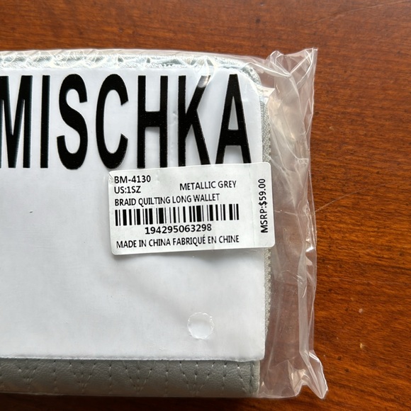 Badgley Mischka Long Braid Quilting Wallet NWT - Picture 6 of 8